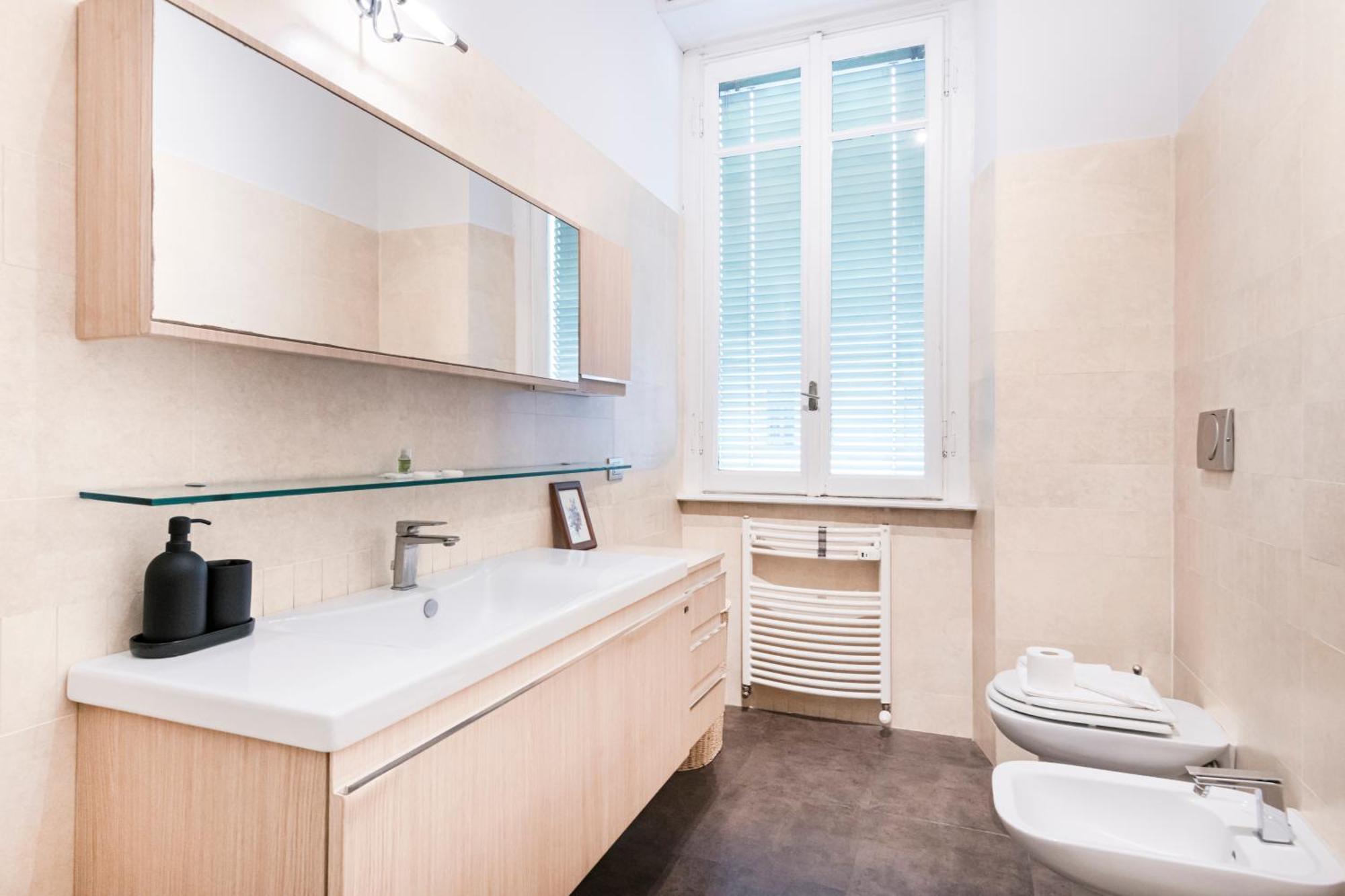 Easylife - Magnificent Splendid Apt Sant'Ambrogio มิลาน ภายนอก รูปภาพ